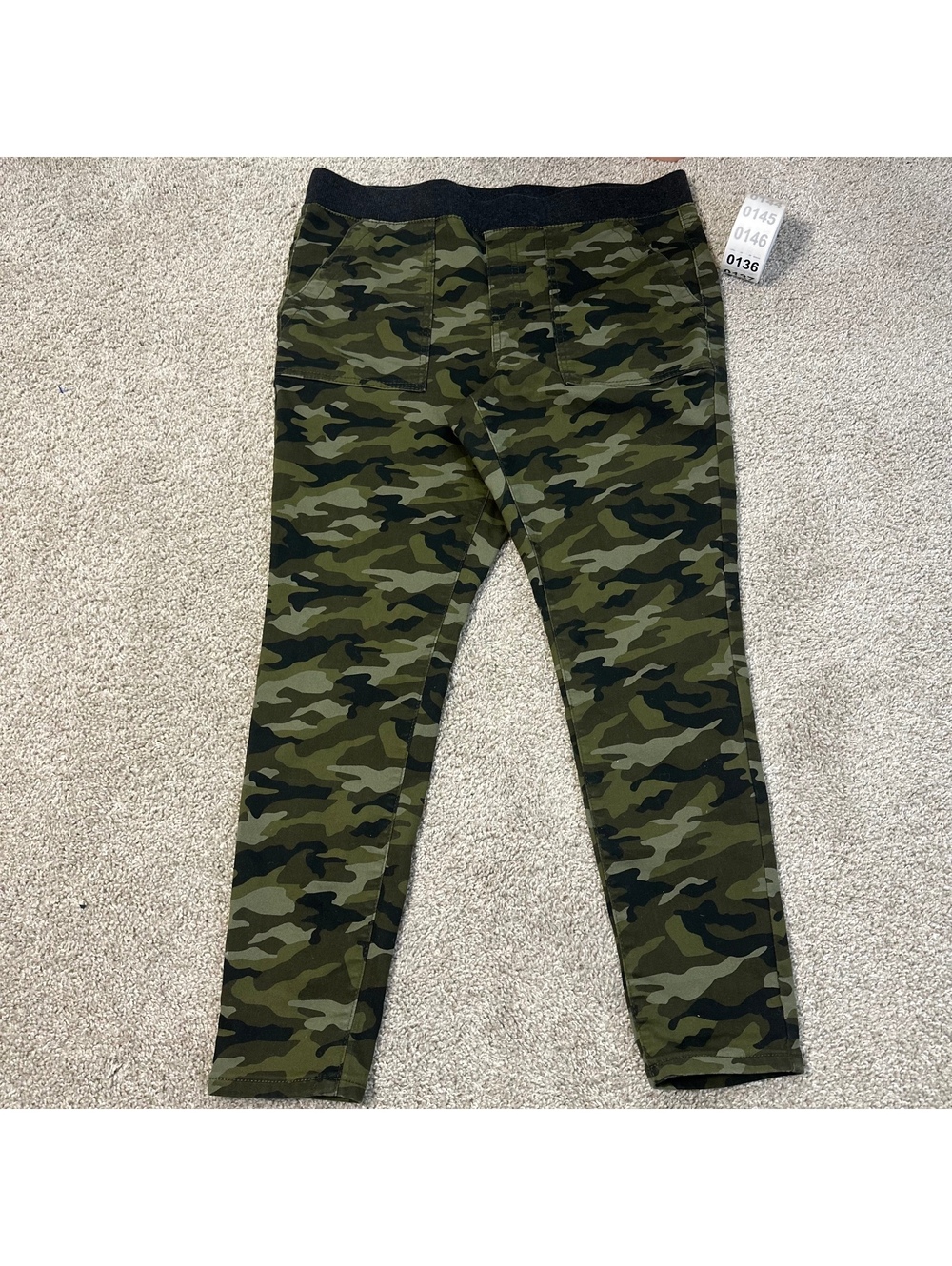 No Boundaries Green camo leggings